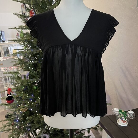 ZARA TRAFALUC COLLECTION PLEATED TOP IN BLACK SIZE SMALL -NWOT (484) - Picture 1 of 2
